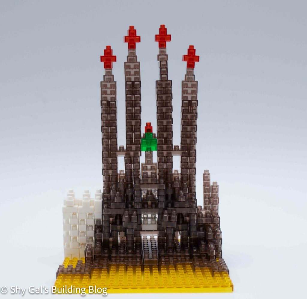 Sagrada Familia Transparent ver build front view