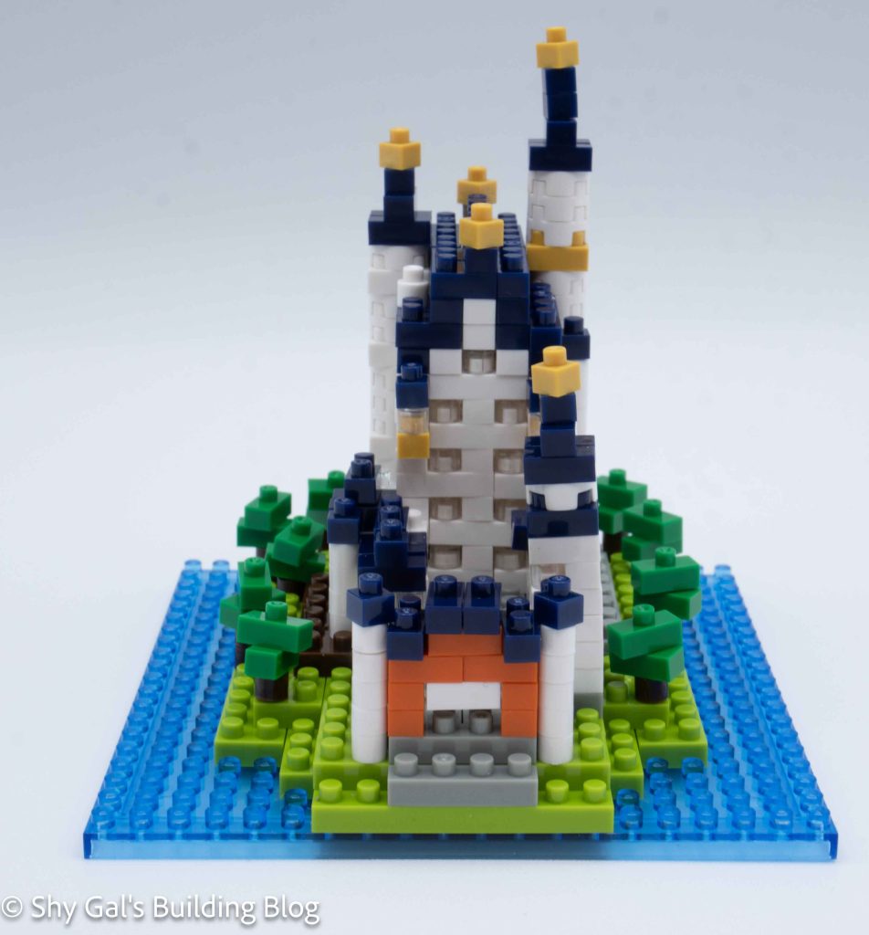 Schloss Neuschwanstein build front