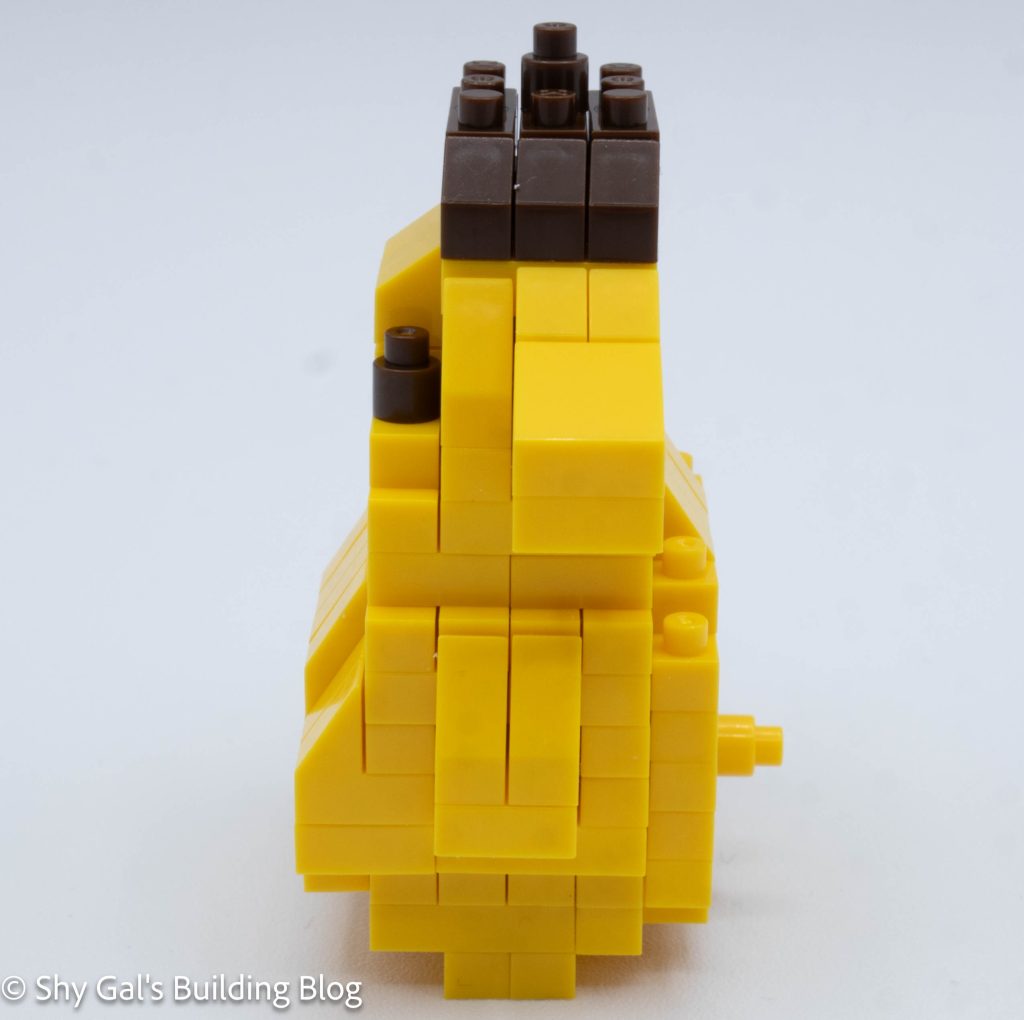 Pompompurin build side view