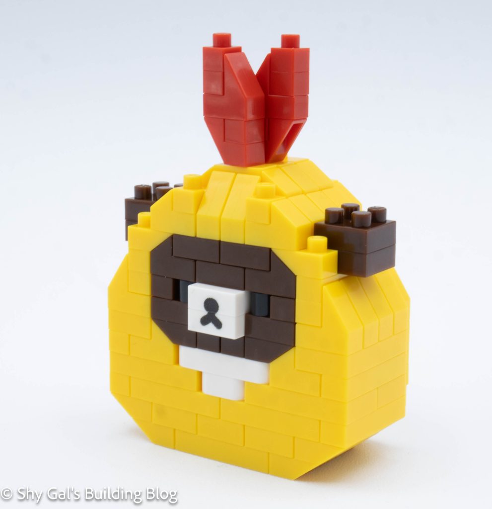 Chairoikoguma Ebifurai build front 3/4 view