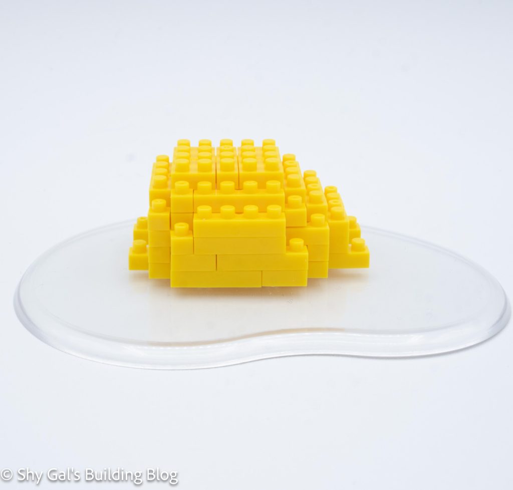 Nonbiri Gudetama build side view