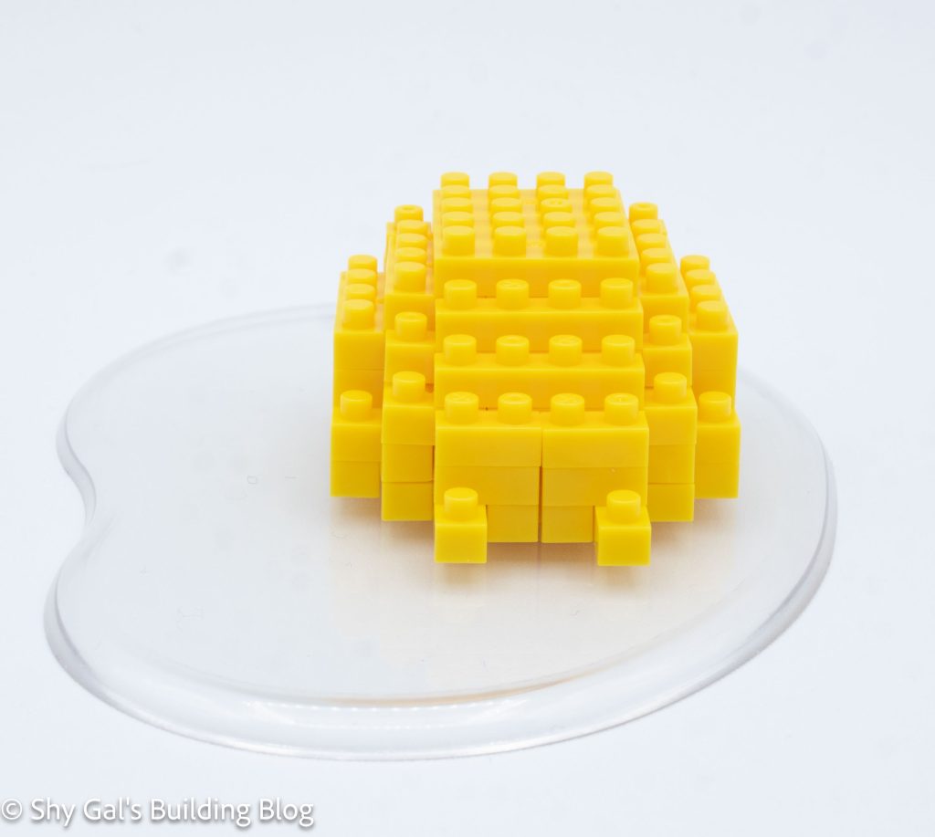 Nonbiri Gudetama build back view