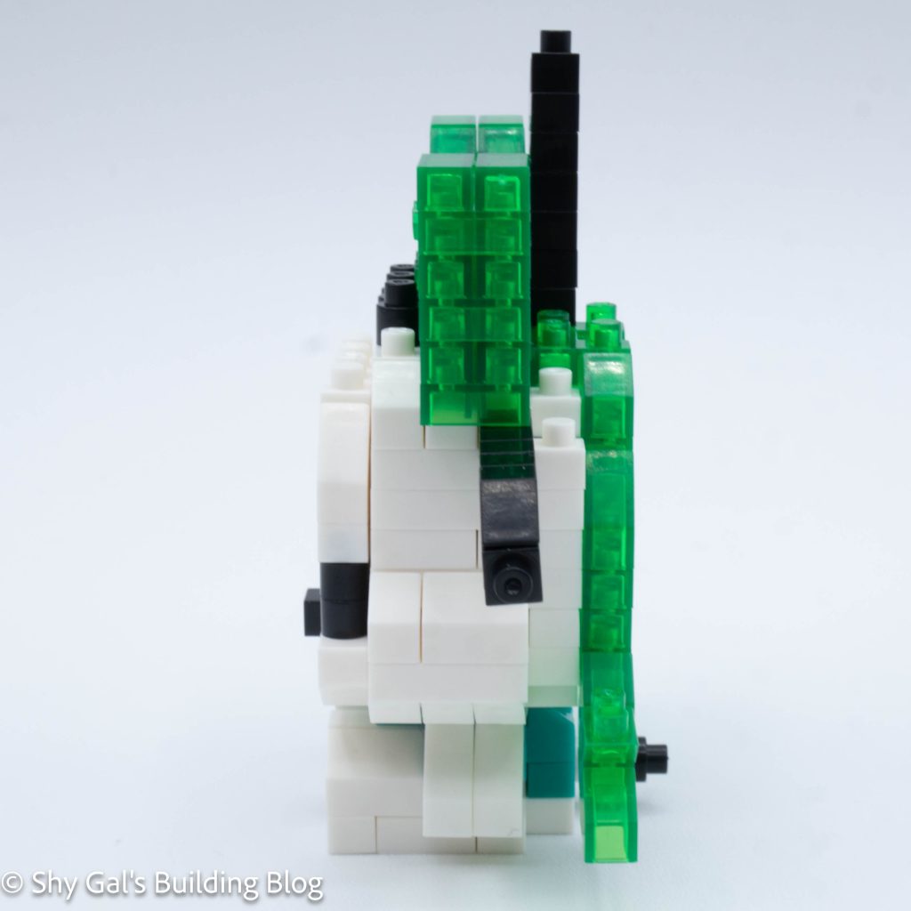 Pochacco Big Ribbon build side view